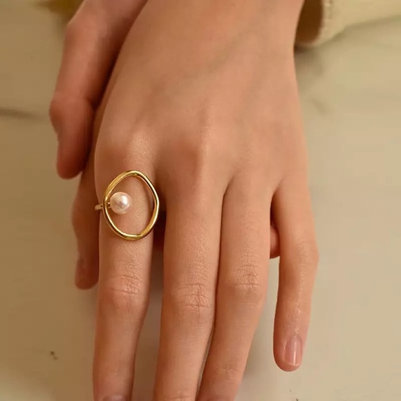 Korean Vintage Geometric Round Pearl Gold Open Ring - Picture 3 of 8